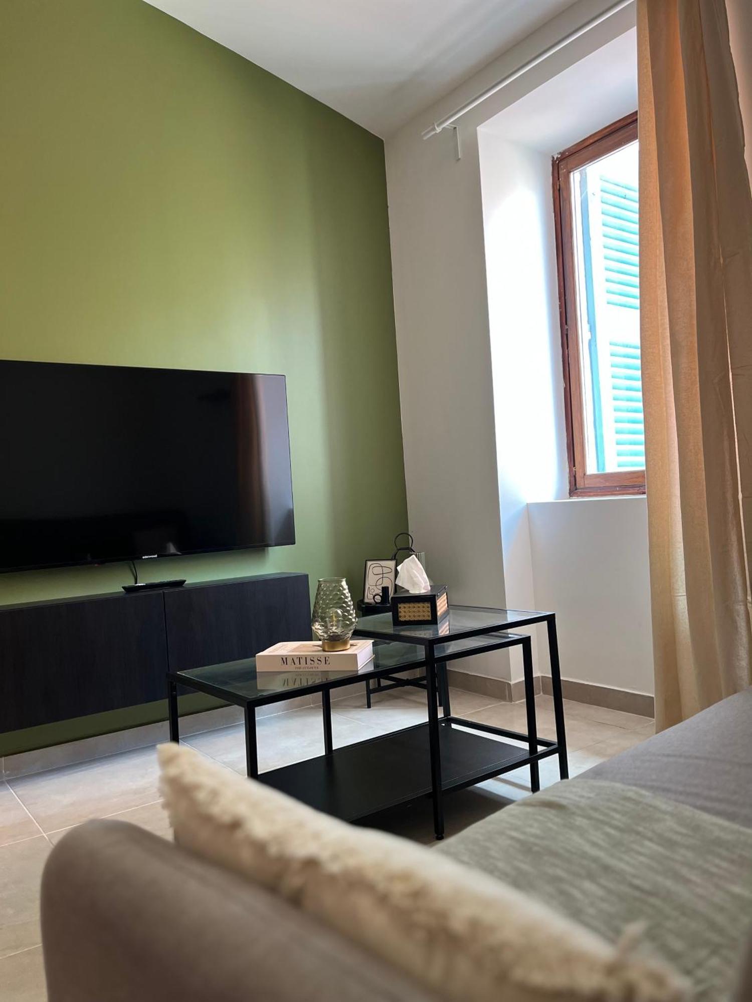 Ferienwohnung Duplex Raffine, Elegant & Climatise - La Mezz Nîmes Exterior foto
